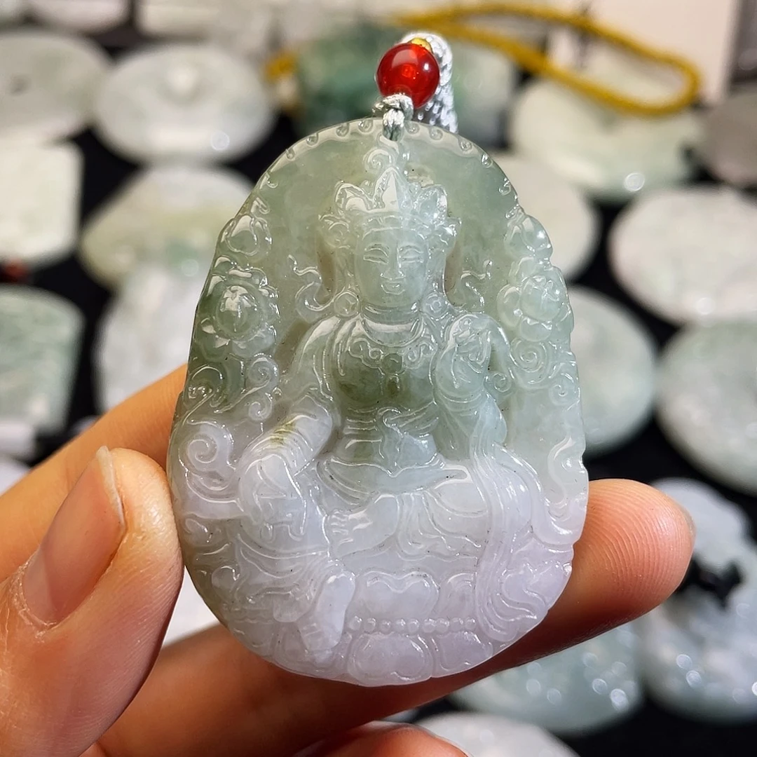 翡翠未镶嵌颈饰度母