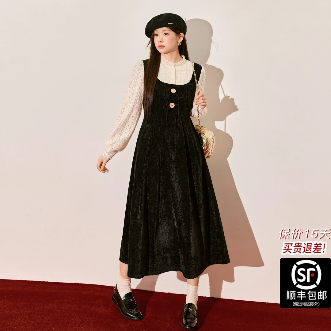 蓝语大码法式拼接蕾丝假两件连衣裙2025冬季新款收腰打底内搭长裙