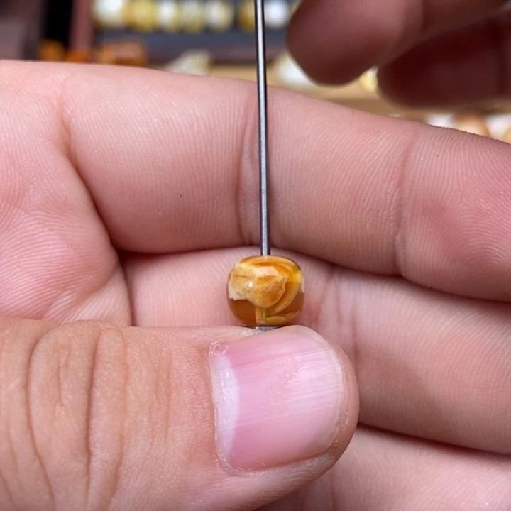 琥珀未镶嵌珠宝奇石9.0mm