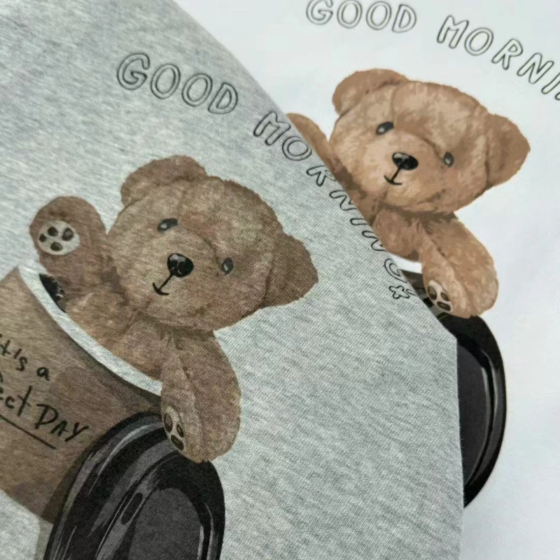 6905 春季新款百搭个性休闲舒适宽松ins风咖啡小熊花边下摆打底