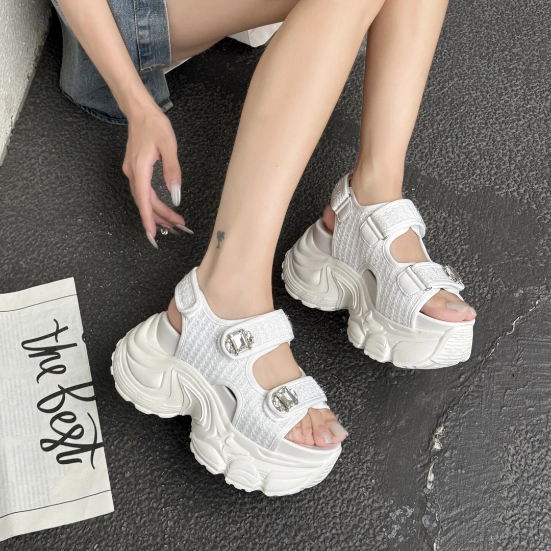 增高8.5CM2025夏季新款女鞋时尚百搭厚底小个子休闲凉拖鞋6836-7
