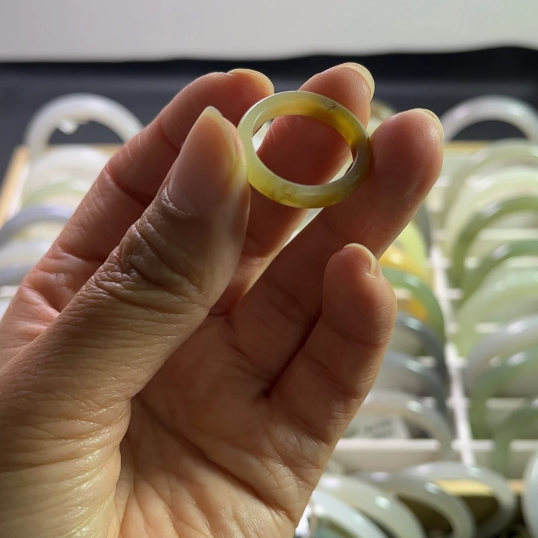 和田玉指环直径18mm未镶嵌