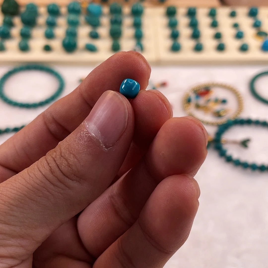 绿松石未镶嵌耳饰