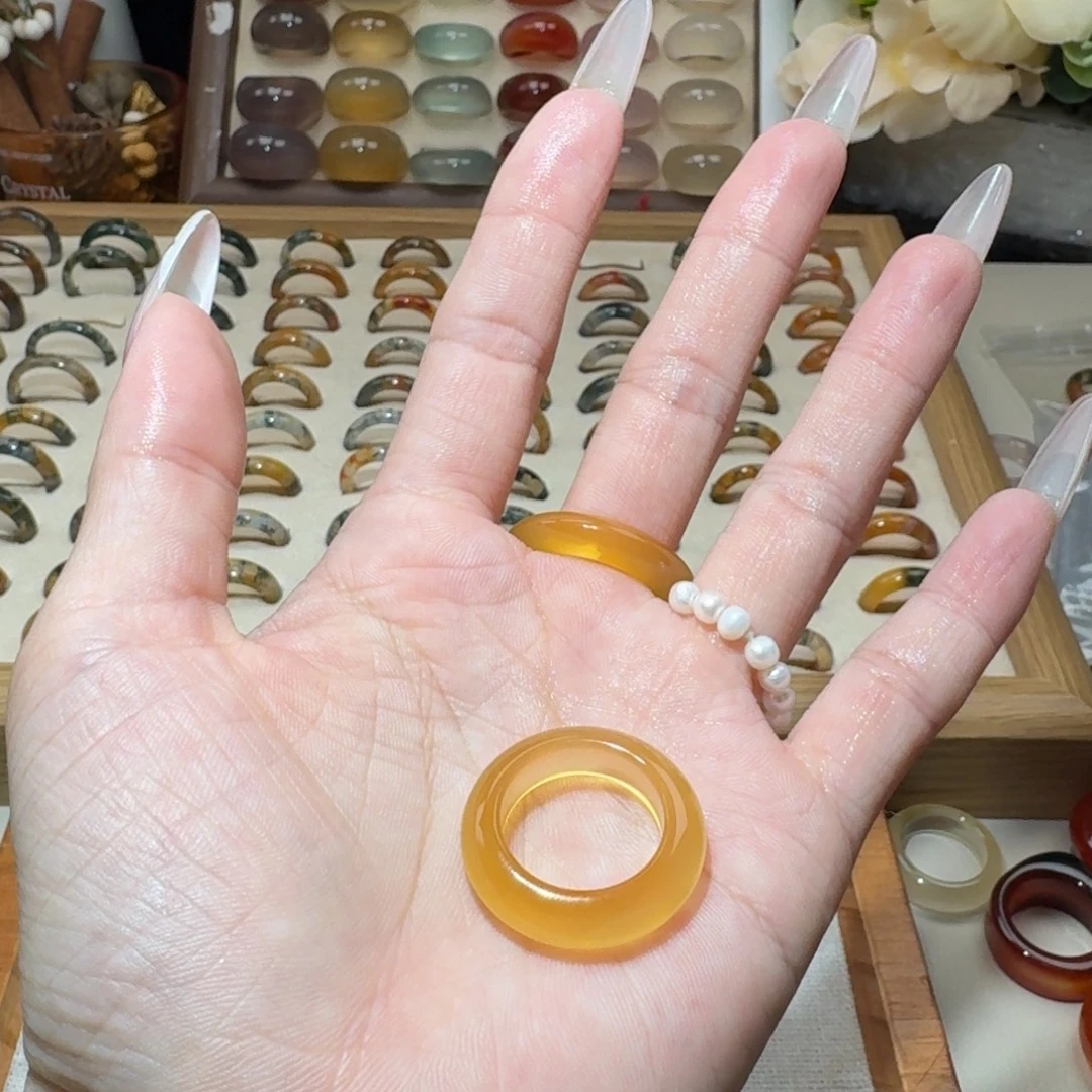 雨***.玛瑙/玉髓未镶嵌戒圈