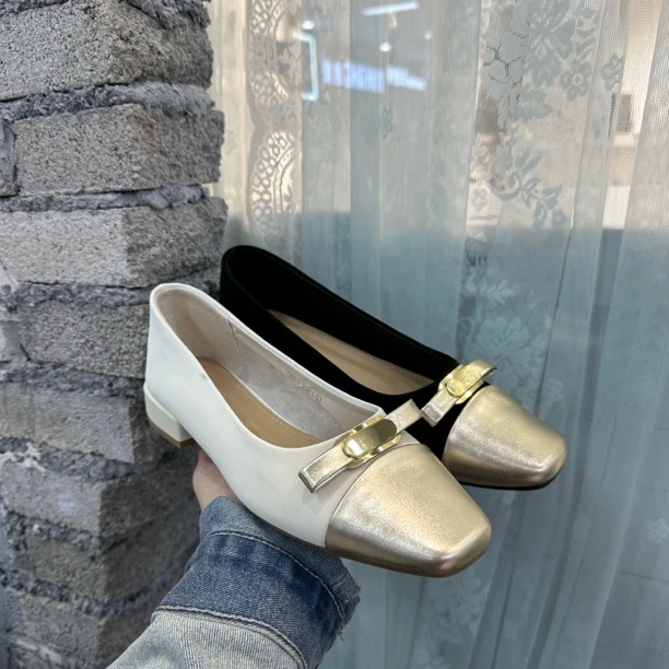 202-7法式方头温柔风软底瓢鞋女新款舒适粗跟浅口拼接蝴蝶结小香