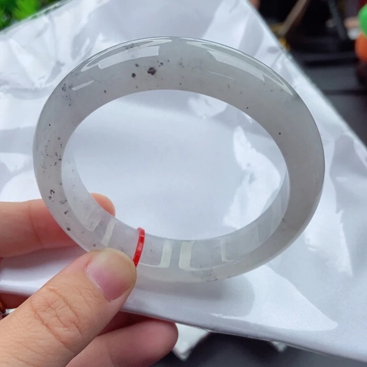 未镶嵌手镯翡翠58圈口