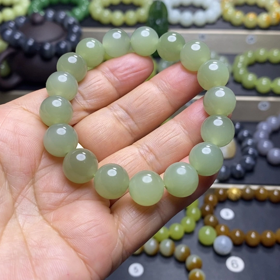 和田玉未镶嵌手串