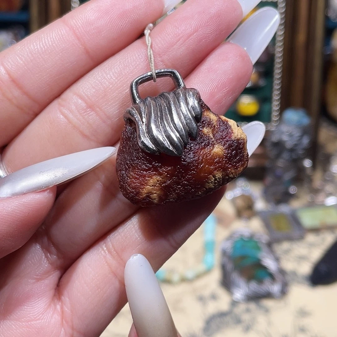 琥珀银S925镶嵌颈饰吊坠