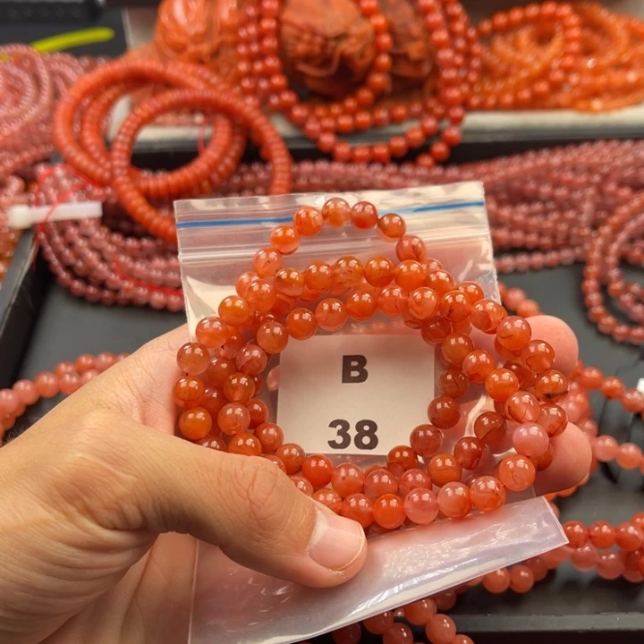 南红玛瑙未镶嵌多样性发货默认微瑕称重7mm