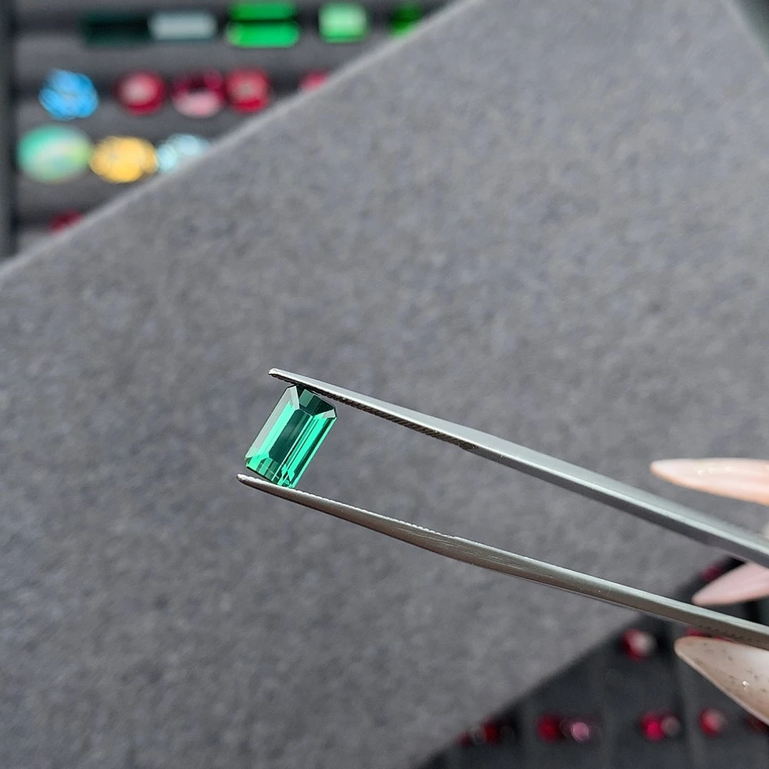 裸石未镶嵌碧玺1.5克拉