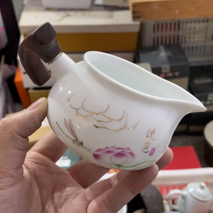 陶瓷艺术品及陶瓷制品