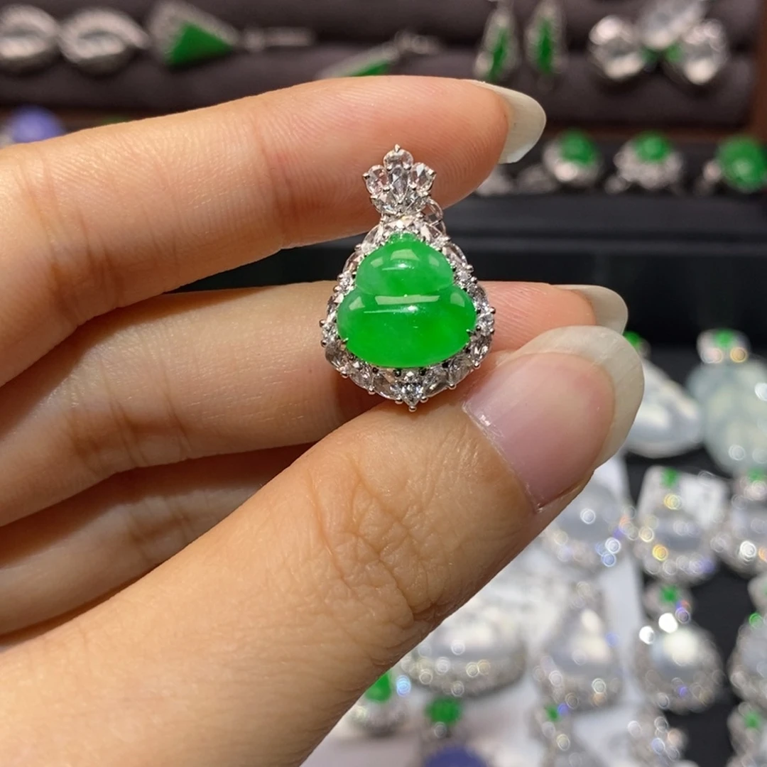 吊坠(不含链)18K金镶嵌翡翠A***r
