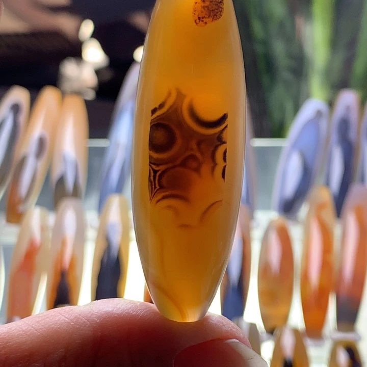 未镶嵌颈饰玛瑙/玉髓44