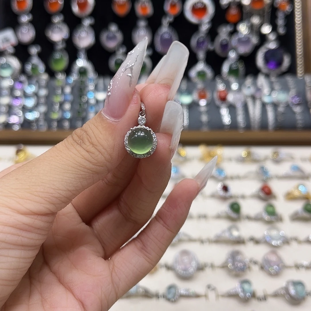 银S925镶嵌岫玉吊坠