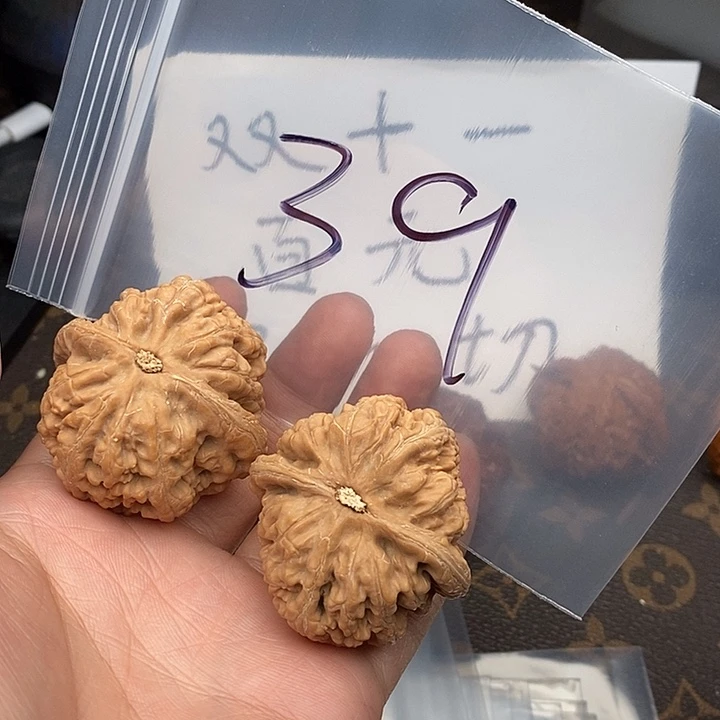 吊坠文玩核桃W36846847974996447