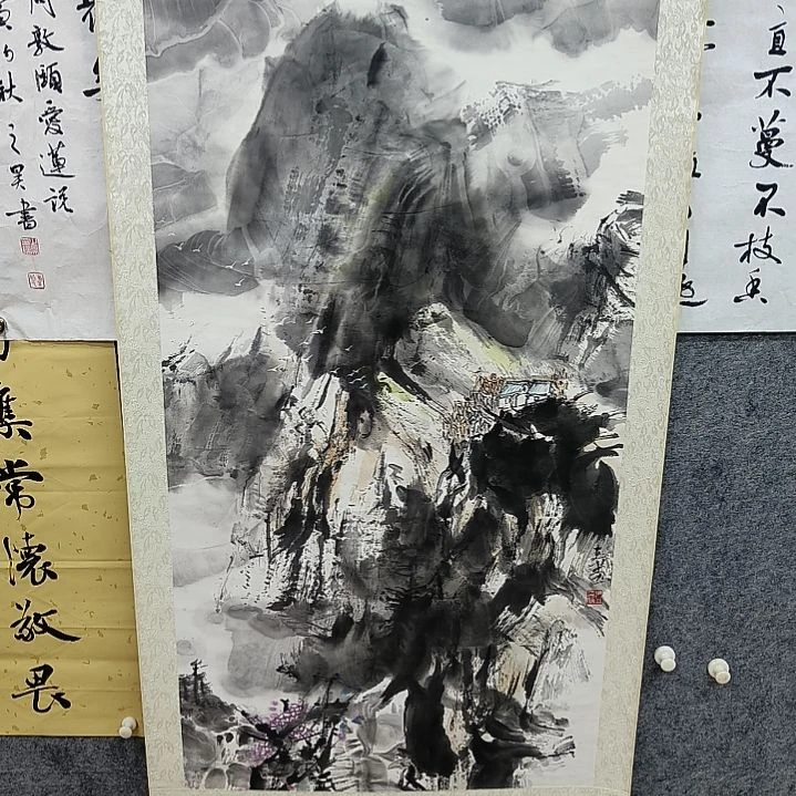 懿***行国画四尺整张原装原表山水精品。