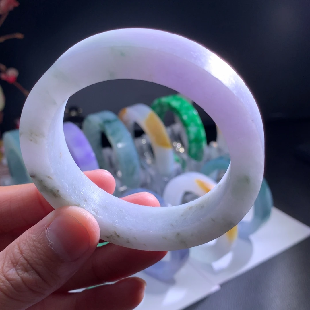 定制翡翠未镶嵌手镯