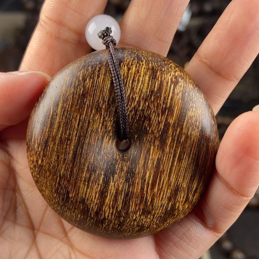 沉香木吊坠海**川越南芽庄富森红土