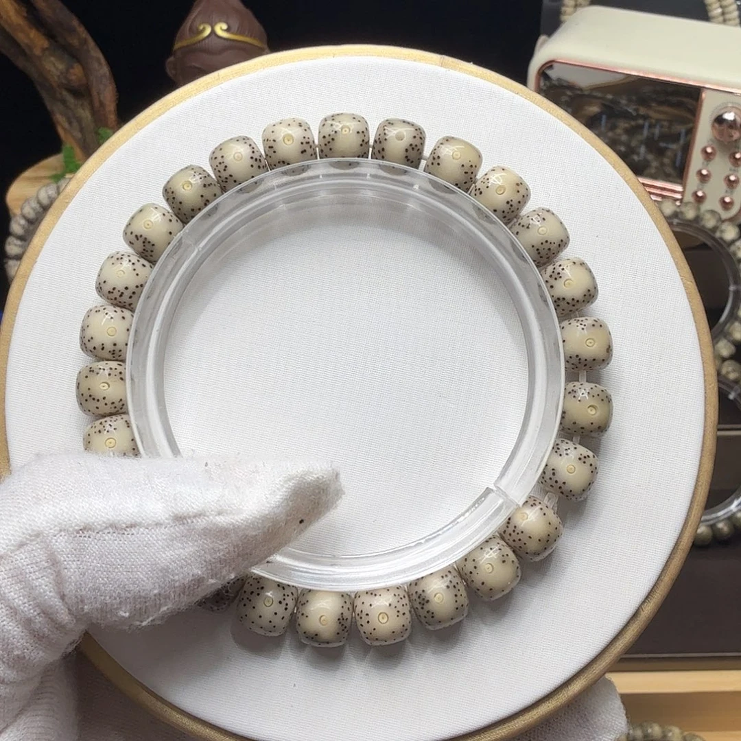 星月菩提手串小通体