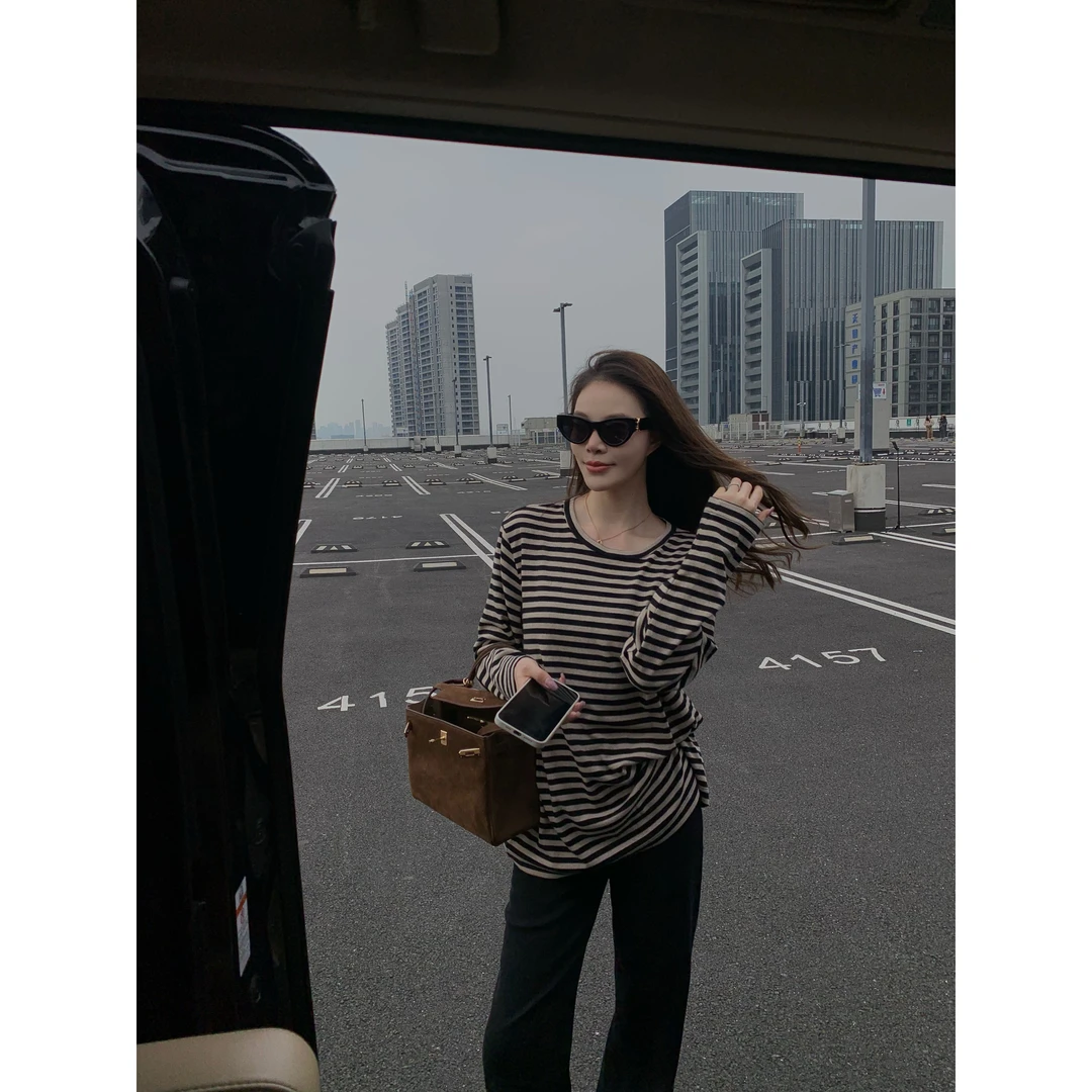 “条纹定律”经典复古条纹内搭圆领百搭T恤DB564