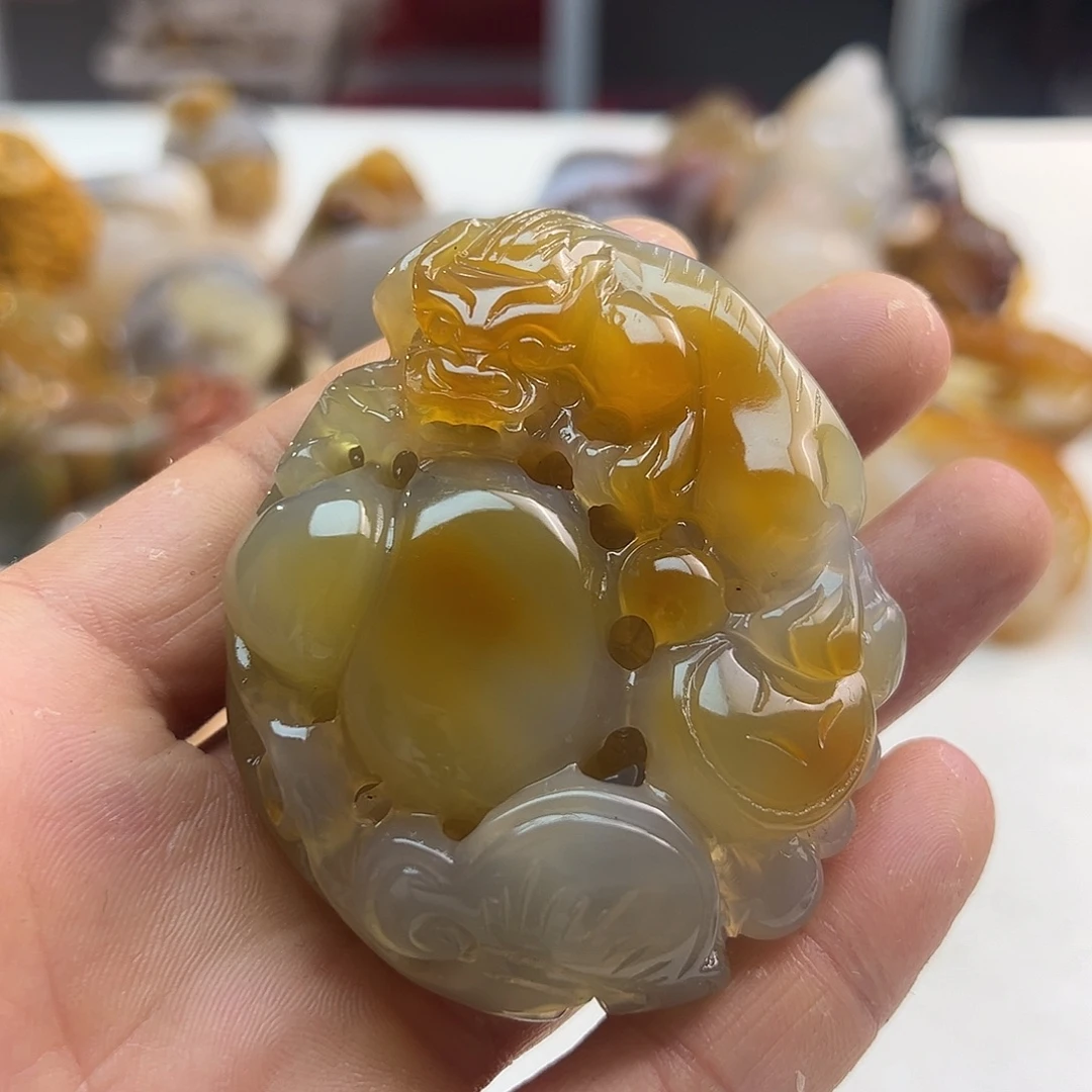 玛瑙/玉髓未镶嵌颈饰