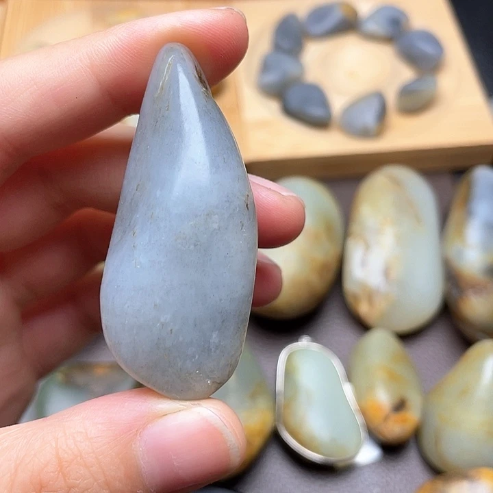 颈饰未镶嵌和田玉4