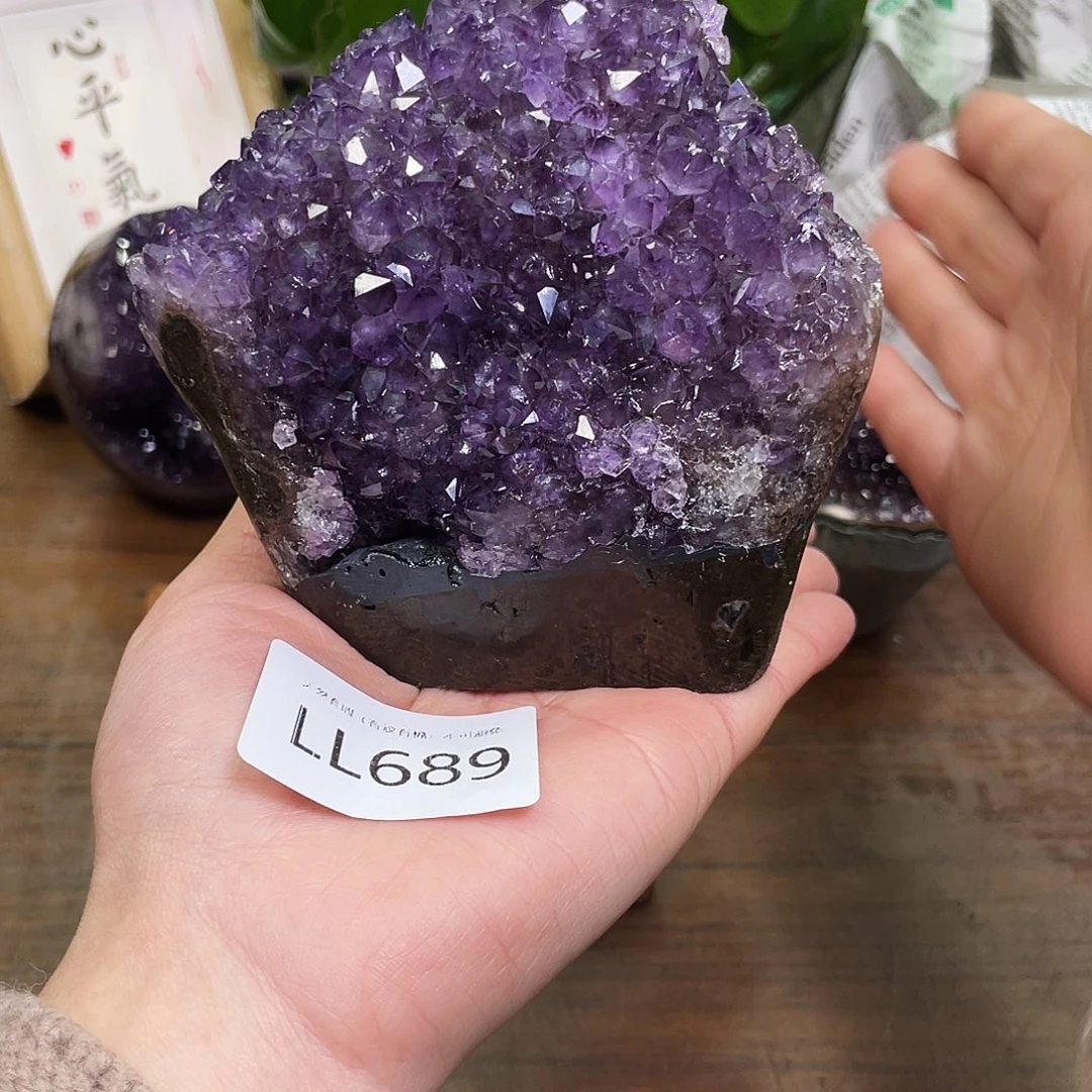 水晶大型摆件（非配饰）未镶嵌