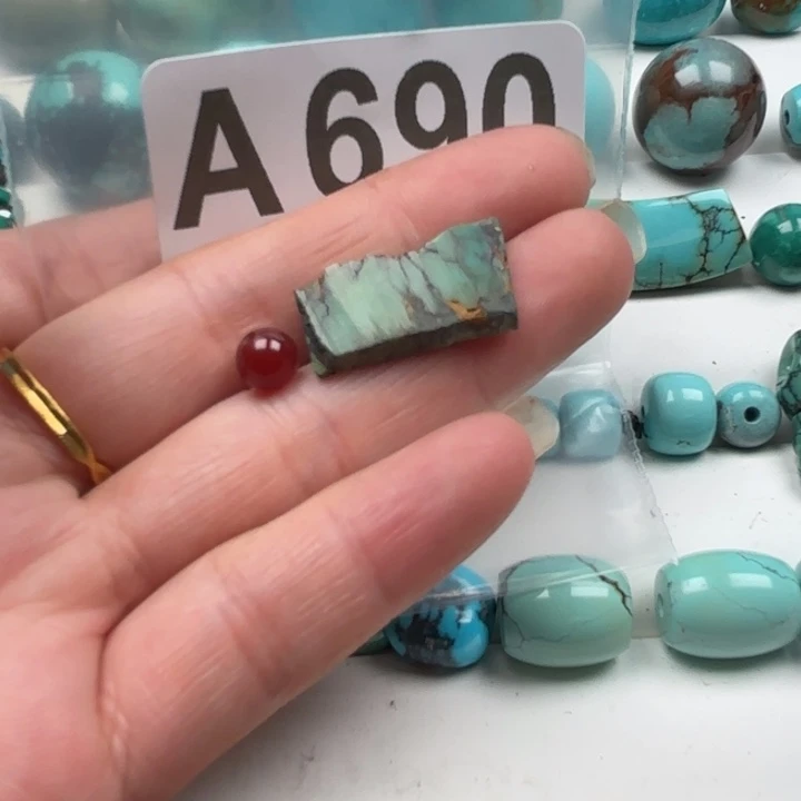 南红玛瑙未镶嵌珠宝奇石