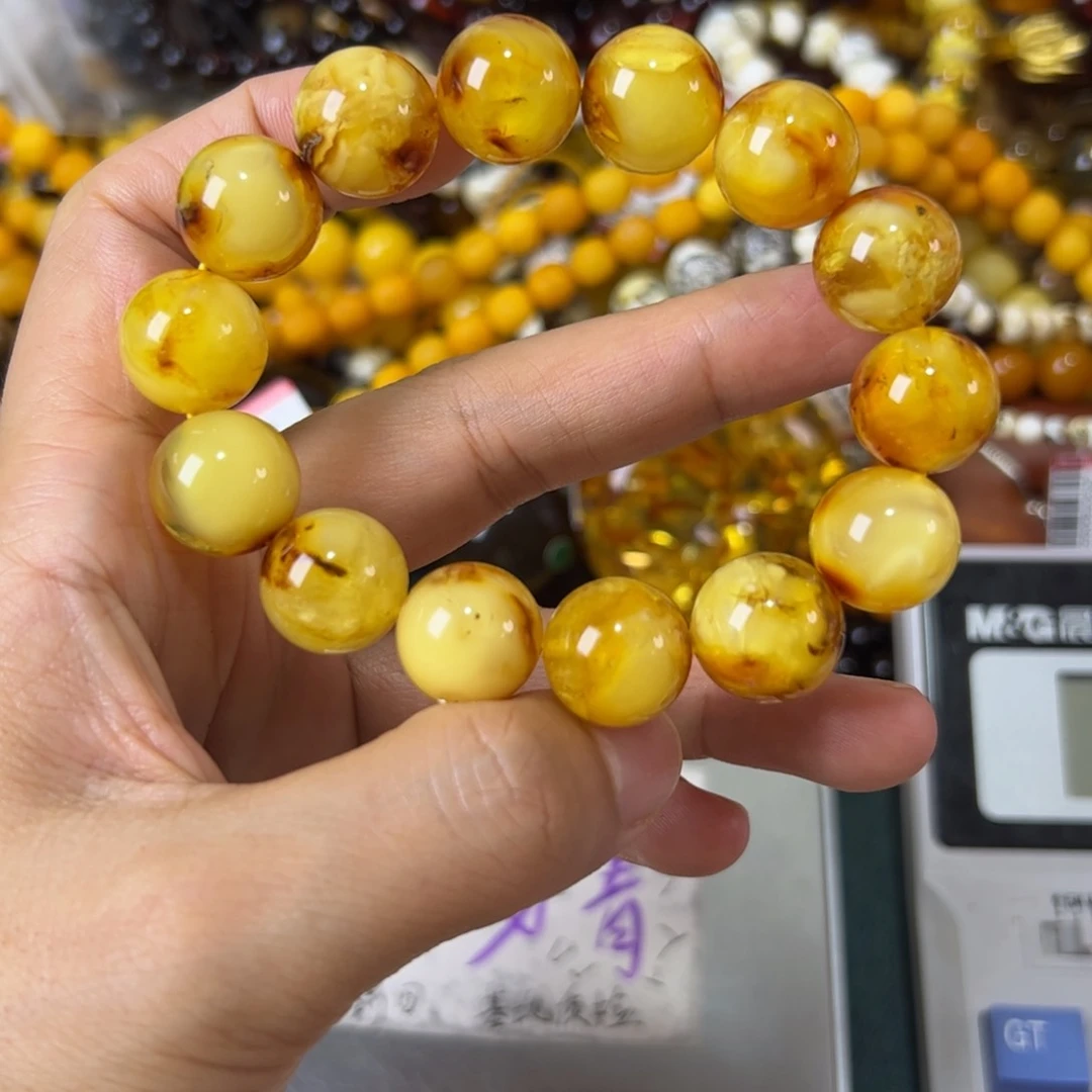 未镶嵌琥珀珠宝奇石40