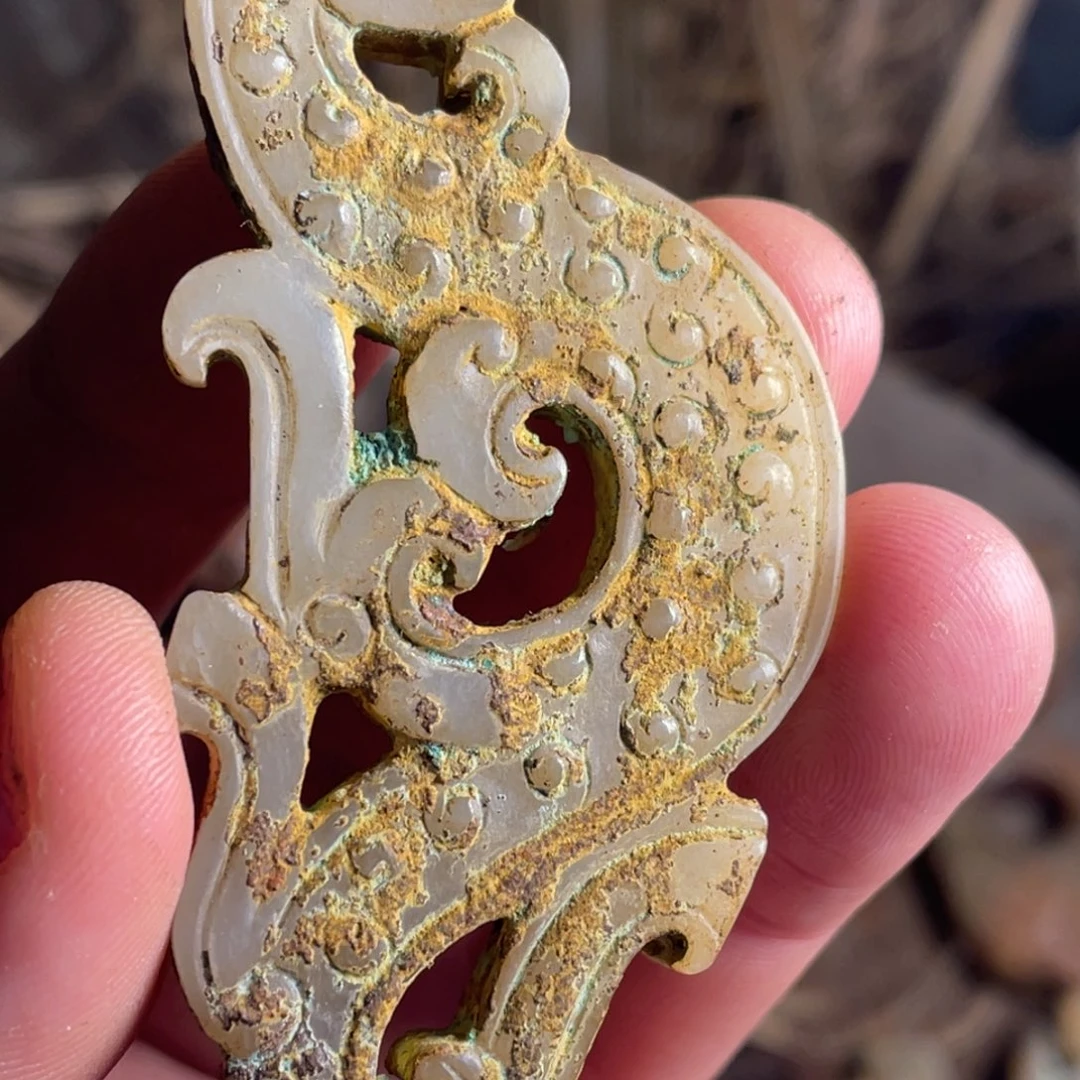 青***花和田玉（糖玉）未镶嵌颈饰