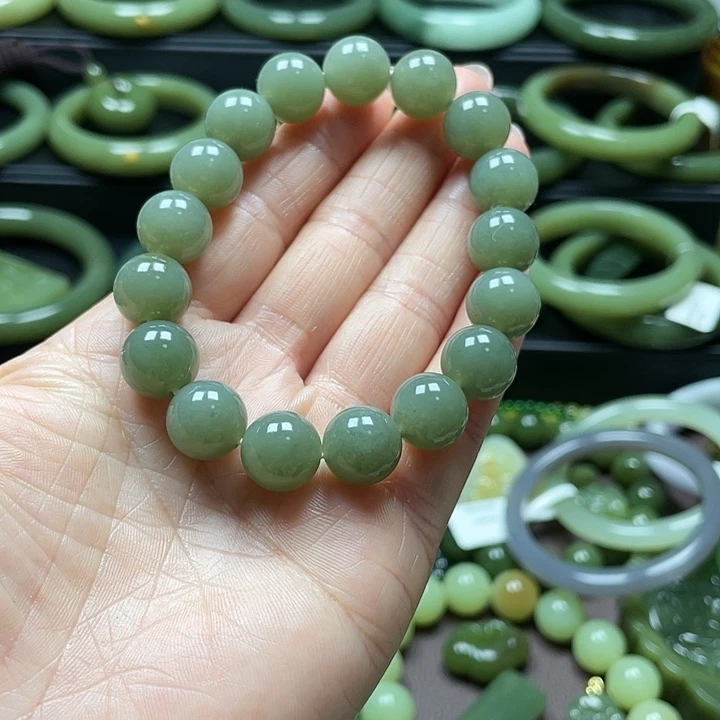 和田玉未镶嵌手链