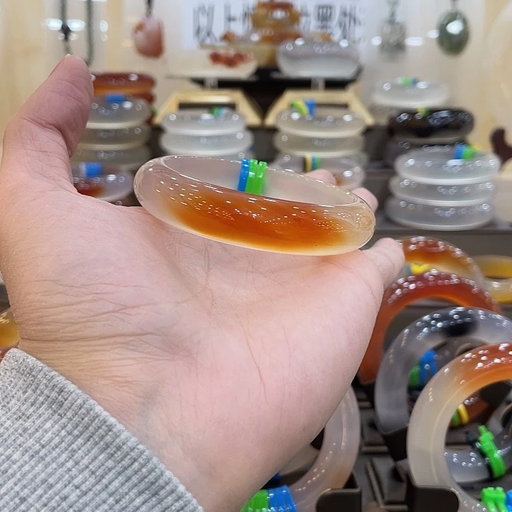 玛瑙/玉髓未镶嵌手镯18