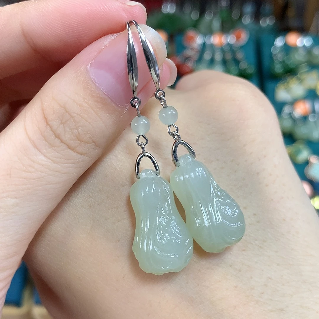 和田玉银S925镶嵌耳饰大白菜卡21左右