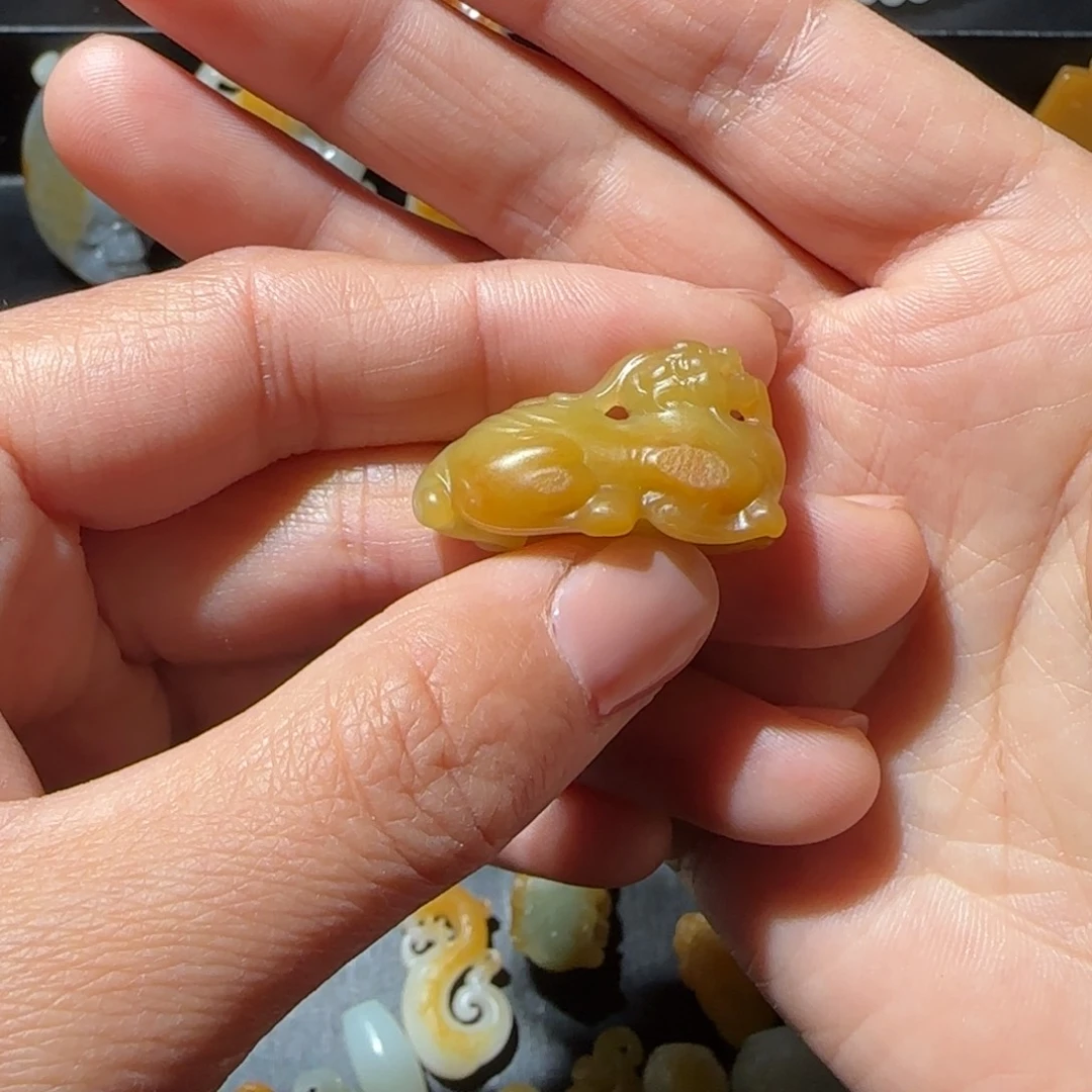 和田玉颈饰未镶嵌北****集