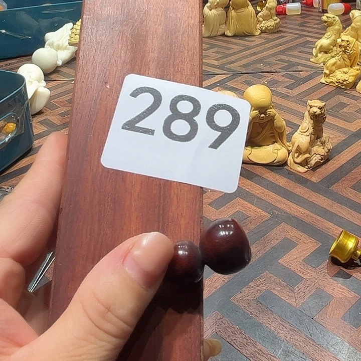 大叶紫檀（黑酸枝木类）