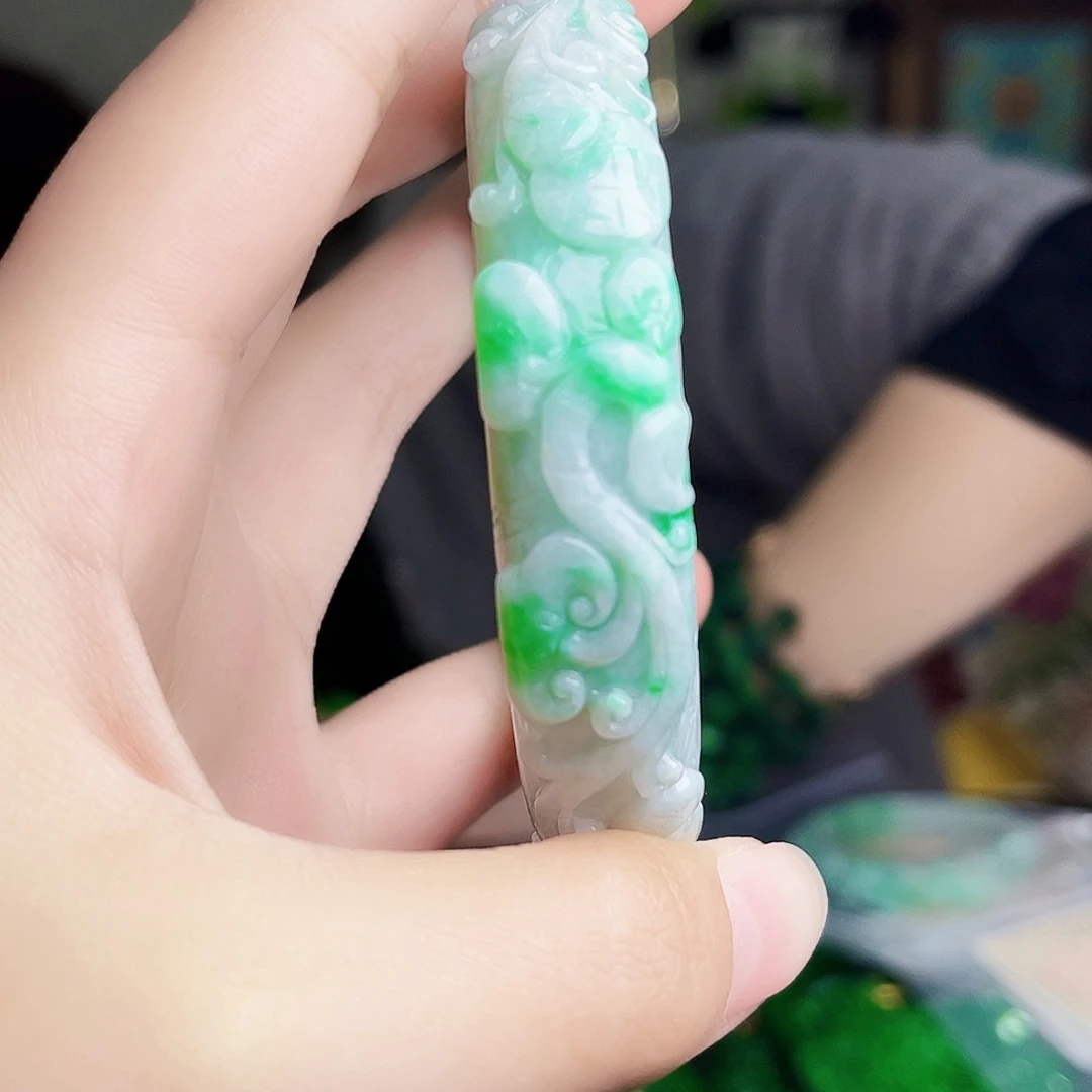 颈饰未镶嵌翡翠多样性60.6