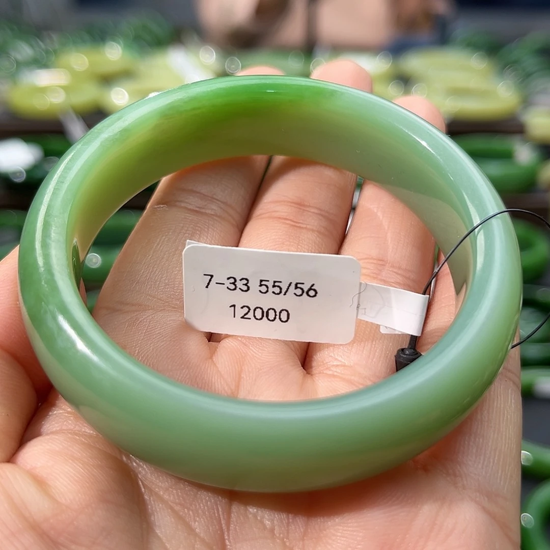 和田玉（碧玉）手镯未镶嵌