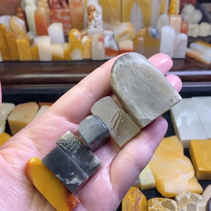 寿山石罗****夜寿山石印章