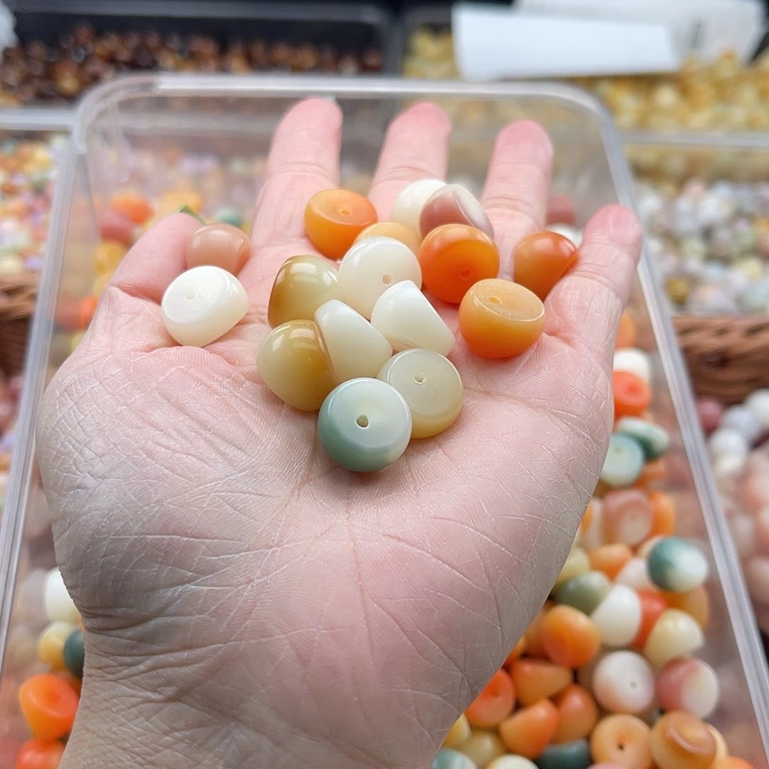 白玉菩提吊坠C/14mm/30颗