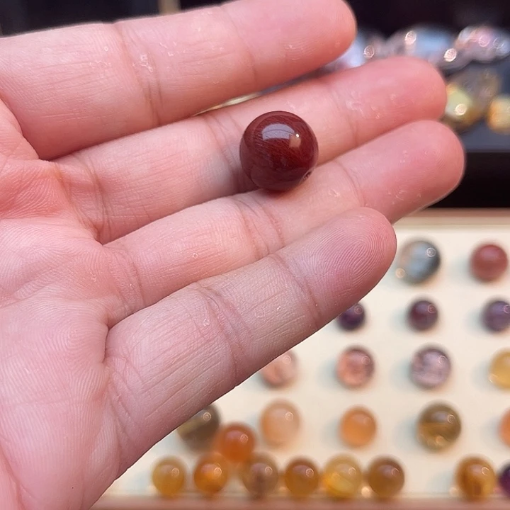 珠宝半成品水晶未镶嵌15mm红兔毛水晶