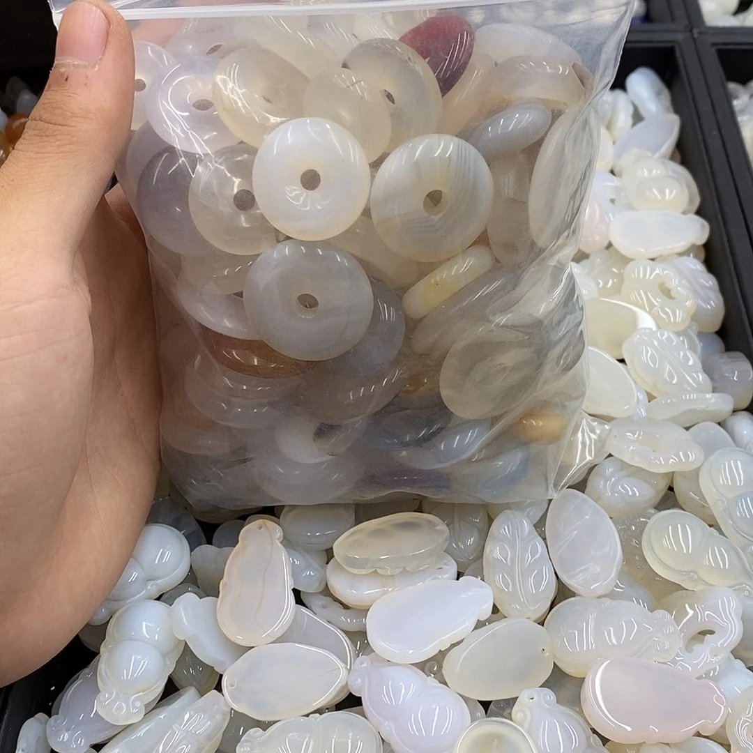 玛瑙/玉髓颈饰合金岩****