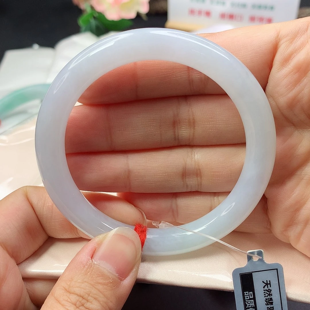 未镶嵌手镯（圆镯）翡翠31