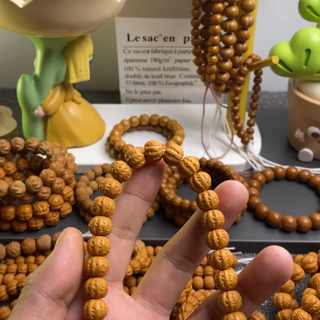 小***子猴头核桃手串1111111