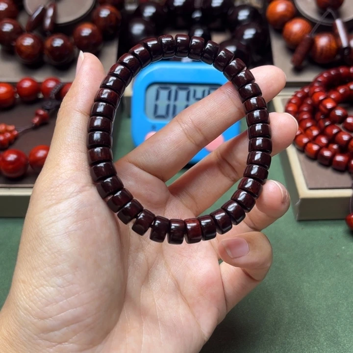 夜***色木小叶紫檀手工艺