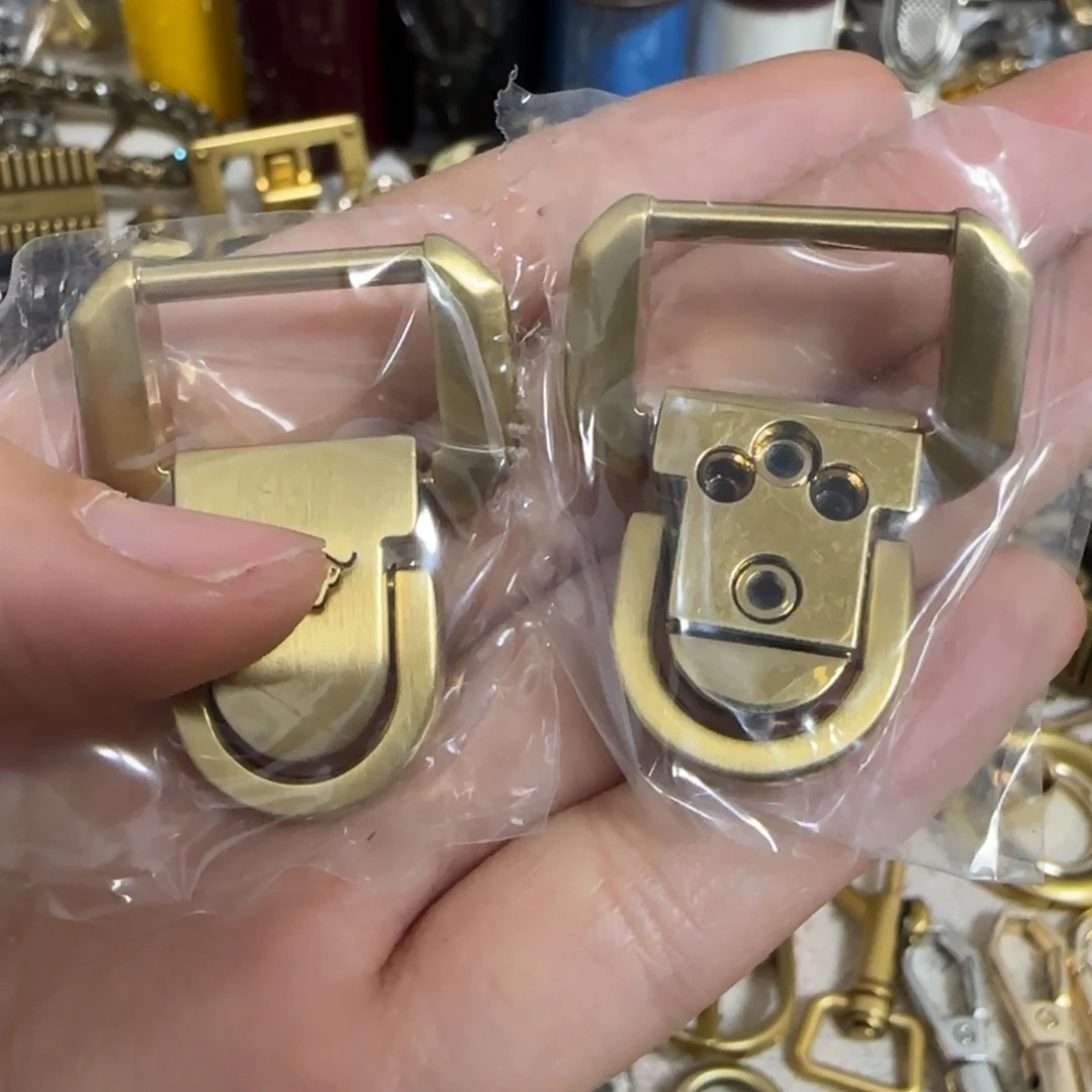 螺丝双D15元10个.