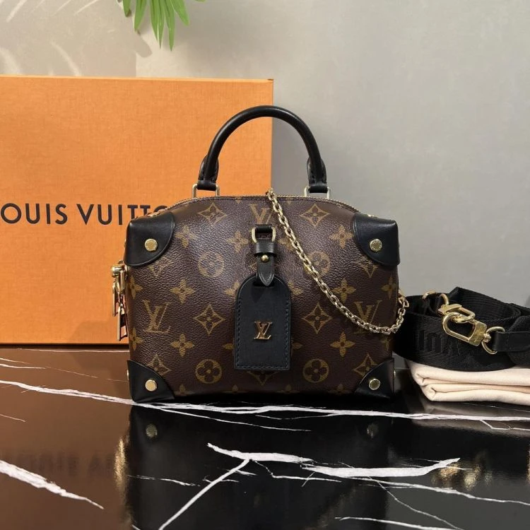 95新/路易威登/包包/[251120NKWC]/C8355818339