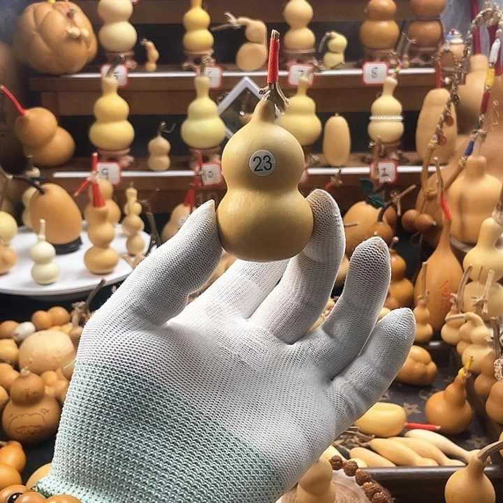 吴****精品天然国潮文玩福利葫芦