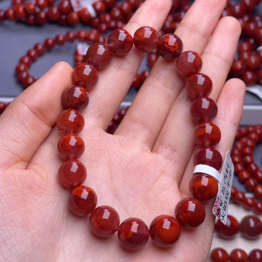 胧***月南红玛瑙未镶嵌其他（原矿）10mm高品瓦西牛血红火焰纹手串