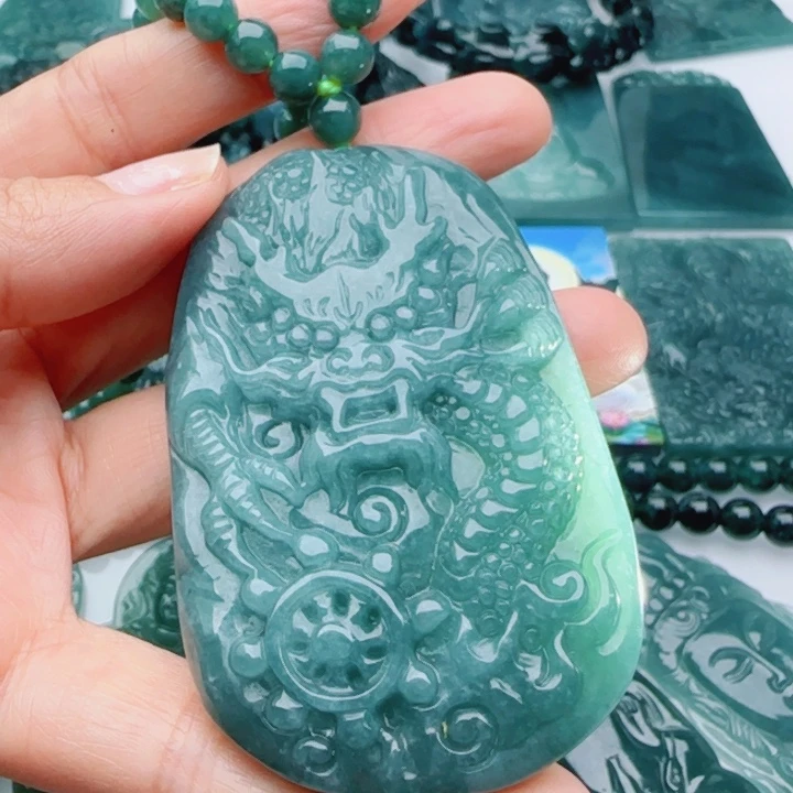 翡翠未镶嵌颈饰多样性发货天然A货翡翠