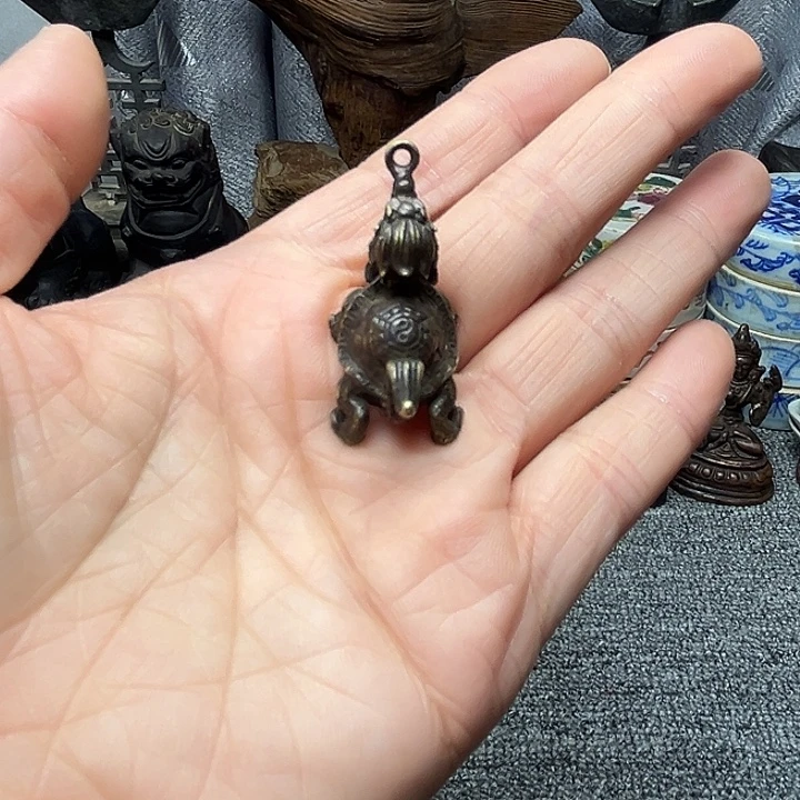 小工艺品铜牌件哦